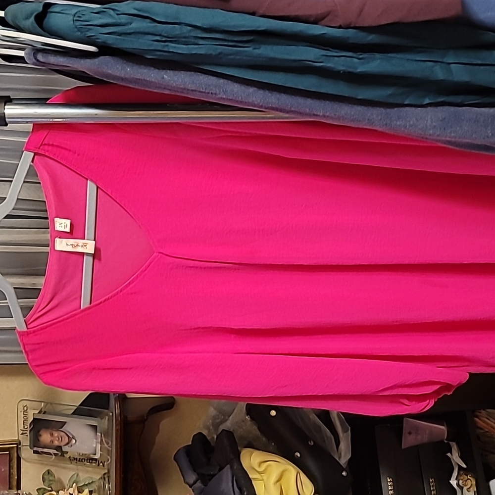 Tacera 2x pink dress silk like to touch.*slight flaw*